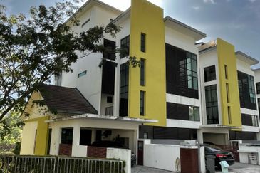 CEMPAKA SERI TOWN VILLAS @ KOTA SERIEMAS