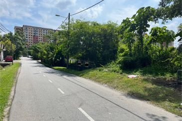 Jalan Putra Bahagia 8/2G 