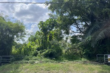 Jalan Putra Bahagia 8/2G 