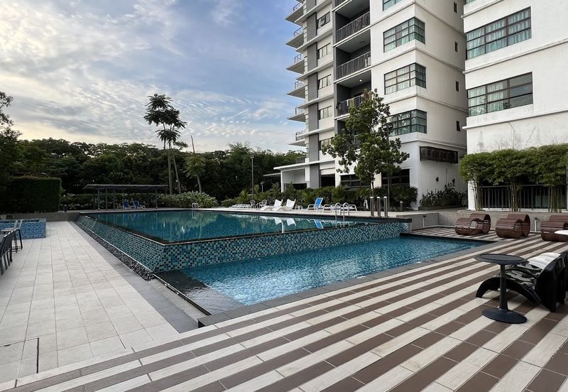 Ujana Executive Apartment