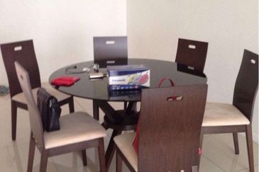 Ujana Executive Apartment