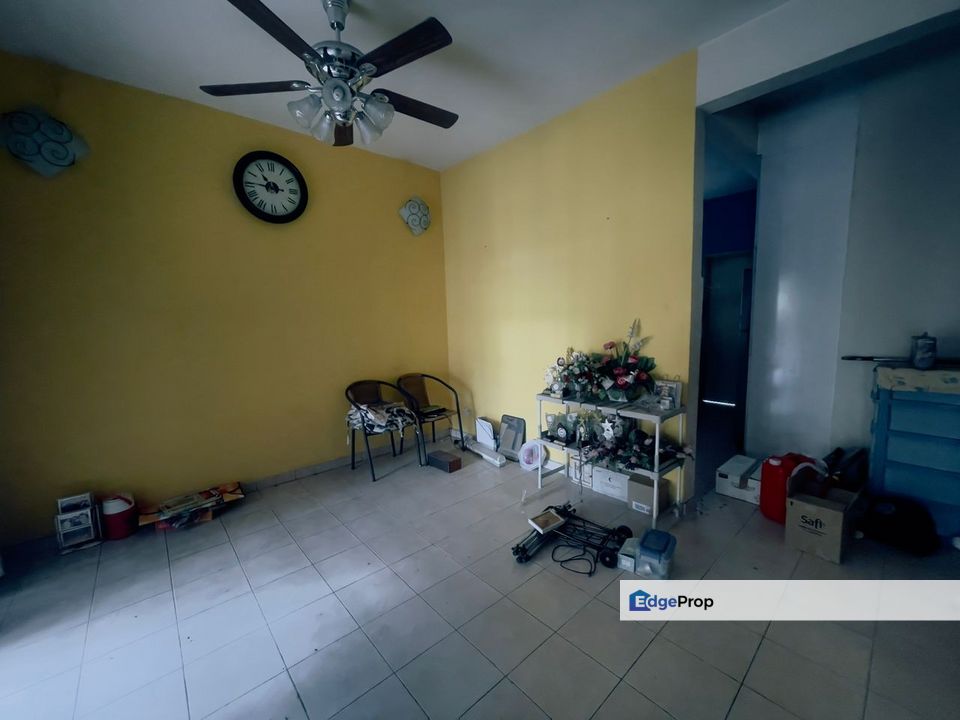 FREEHOLD Facing Playground LAMAN BAKAWALI 2-sty Terrace, KOTA SERIEMAS Golf Club NILAI KPJ Univ KLIA Sepang, Negeri Sembilan, Nilai