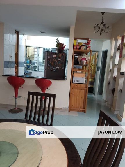Permai Villa Apartment For Sale, Puchong Permai, 2 Storey Penthouse, Renovated, 1900sqft, Selangor, Puchong