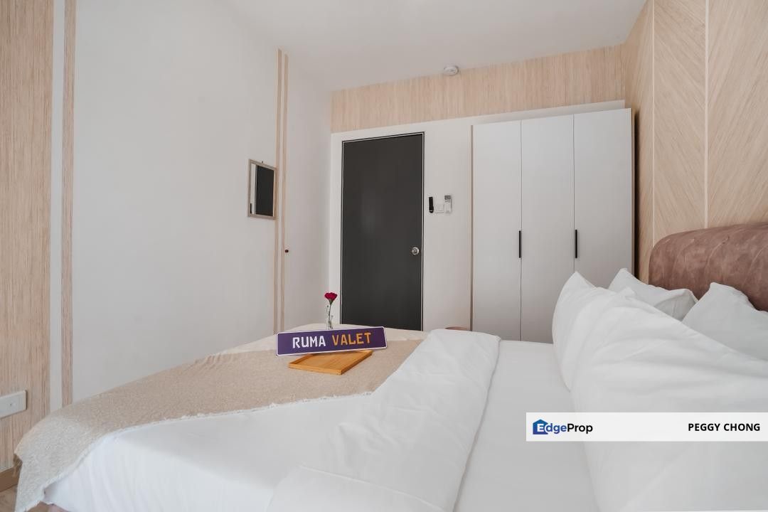 Cheap & Best Value Middle Room for Rent in Kota Damansara | Fully Furnished | Female Unit 💖, Selangor, Kota Damansara