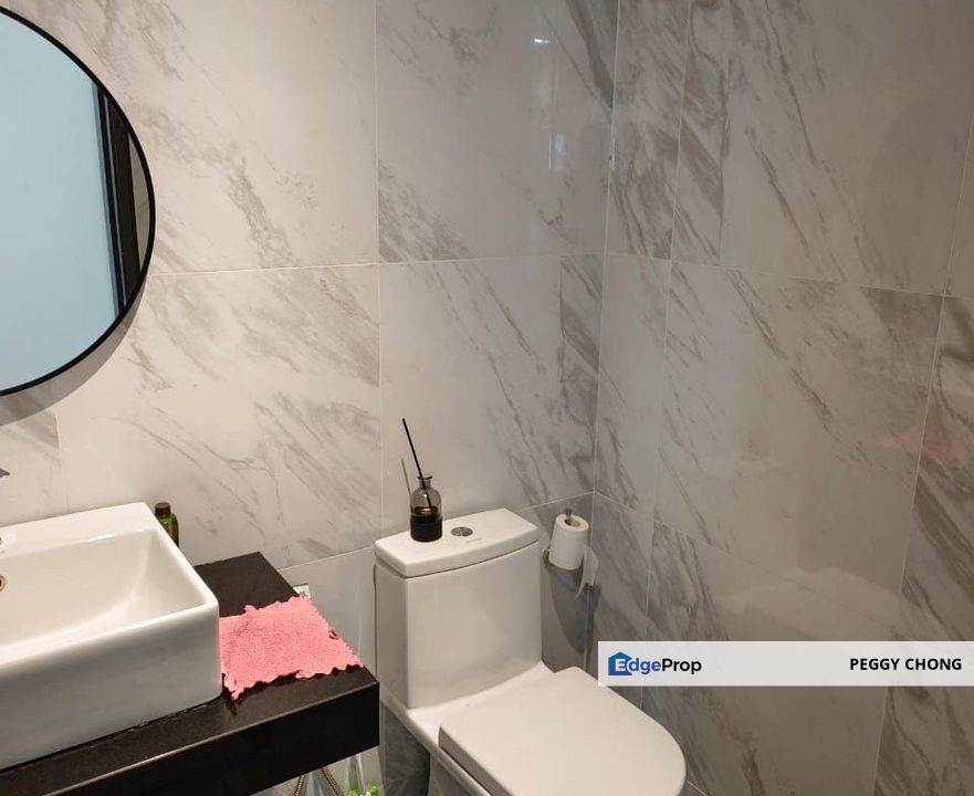 Good Price Deal! Emporis @ Kota Damansara 3-Bedroom Fully Furnished Unit (Near MRT & 1 Utama), Selangor, Kota Damansara