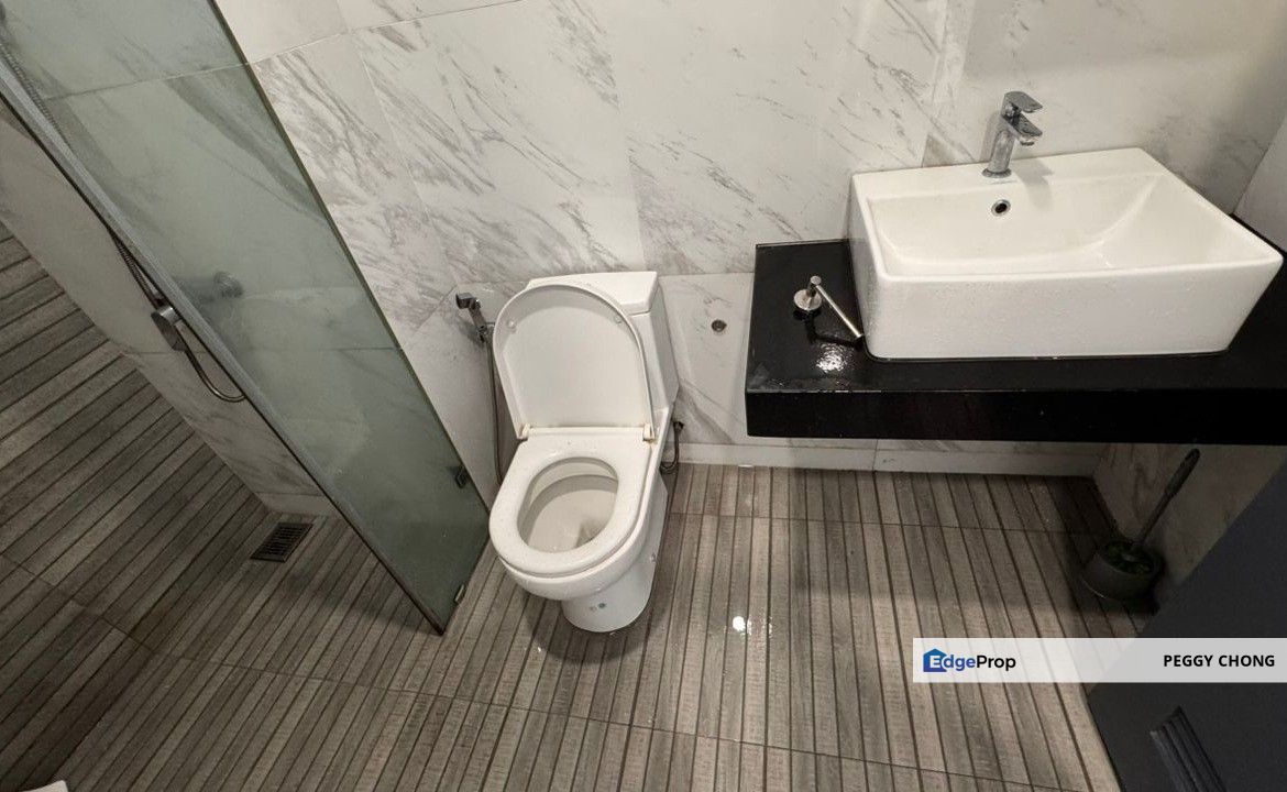 Spacious 3-Bedroom Unit for Rent at Emporis Kota Damansara – Partially Furnished | RM2800, Selangor, Kota Damansara