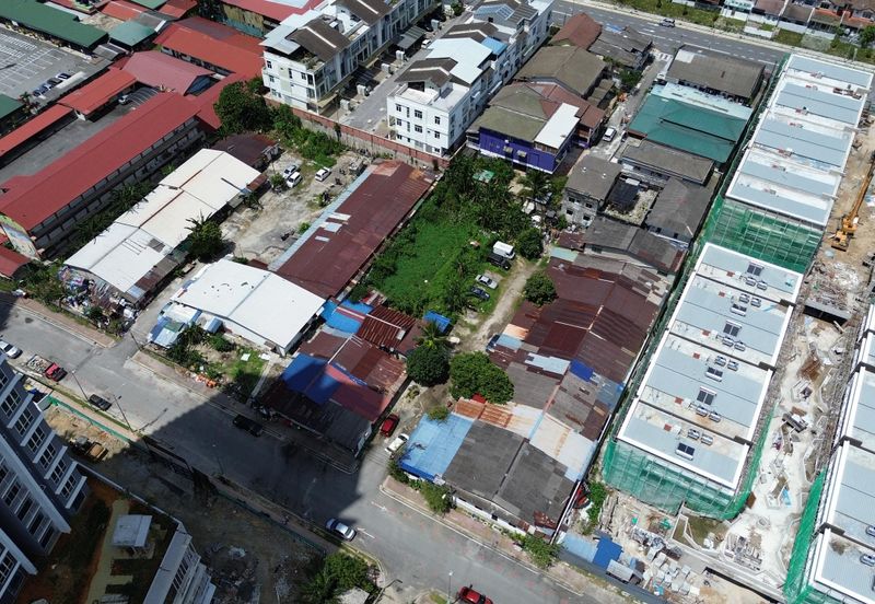 Kampung Sungai Kayu Ara