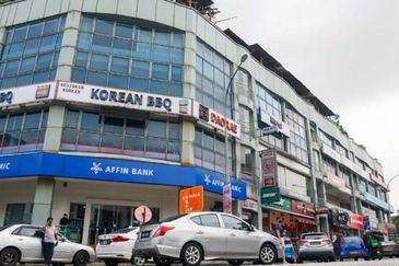 Taipan Business Centre, USJ 10