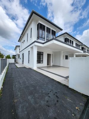End Lot Eco Grandeur Graham Garden Double Storey, Puncak Alam for Sale ...