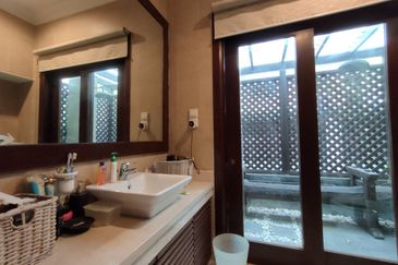 Sierramas (Sierramas East)