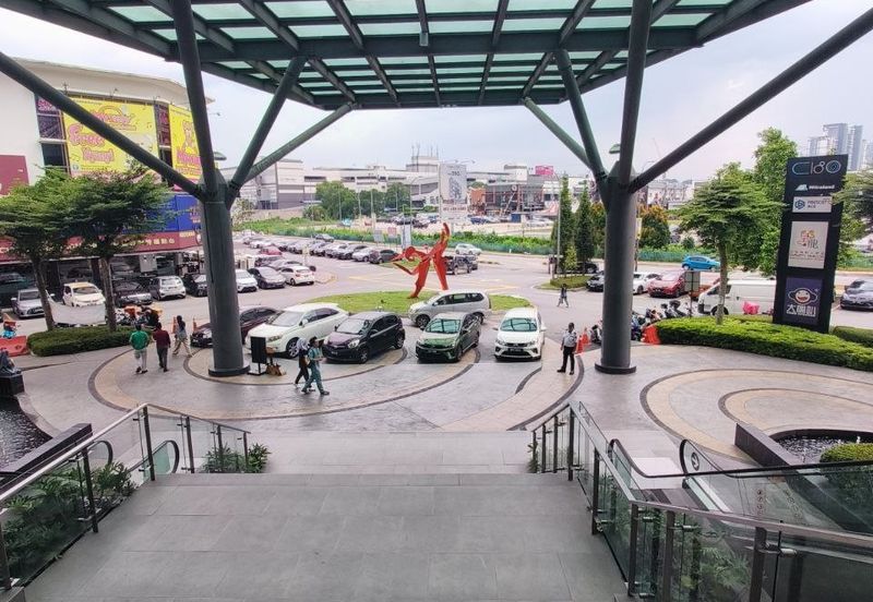 Cheras Retail Shop Busy Area available Now