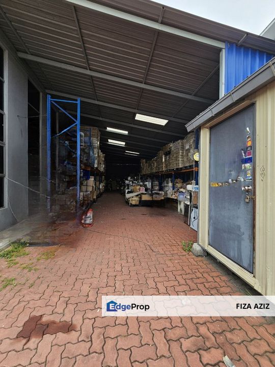 Semi-D Factory/Warehouse Puchong Industrial For Sale Taman Putra Perdana, Selangor, Puchong