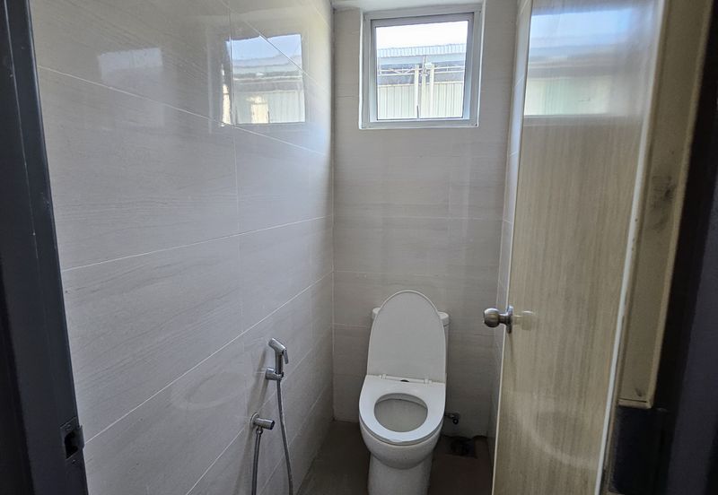 NEW 1 Acre 3 Storey Detached Factory For Sale Bandar Puncak Alam 