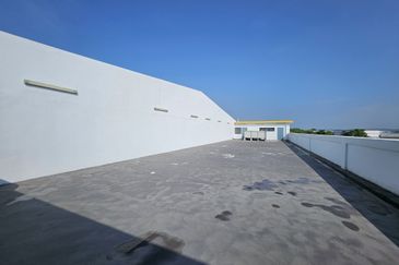 NEW 1 Acre 3 Storey Detached Factory For Sale Bandar Puncak Alam 