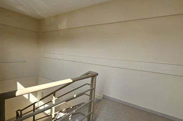 NEW 1 Acre 3 Storey Detached Factory For Sale Bandar Puncak Alam 