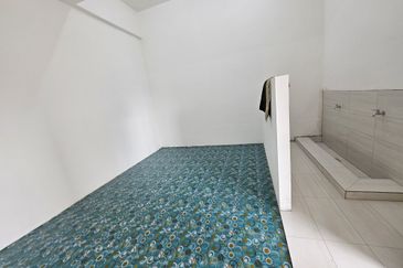 NEW 1 Acre 3 Storey Detached Factory For Sale Bandar Puncak Alam 