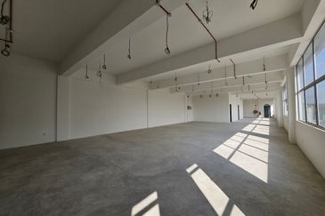 NEW 1 Acre 3 Storey Detached Factory For Sale Bandar Puncak Alam 