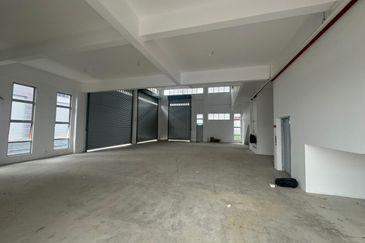 SemiD Factory For Rent