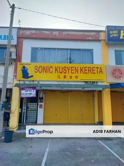 (Bumi Lot) 2 Storey Shoplot at Pekan Salak Tinggi. Menghadap Jalan Utama, Selangor, Sepang