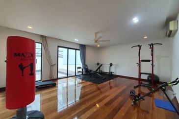 [Negotiable] 3 Storey Luxury Bungalow @ Bukit Sunway Damansara, Kota Damansara for SALE