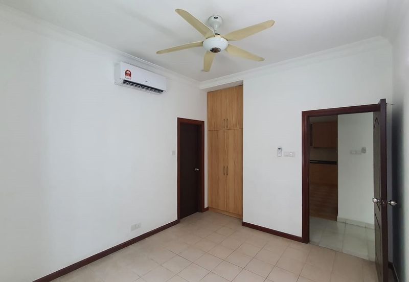 Tropicana Golf & Country Resort