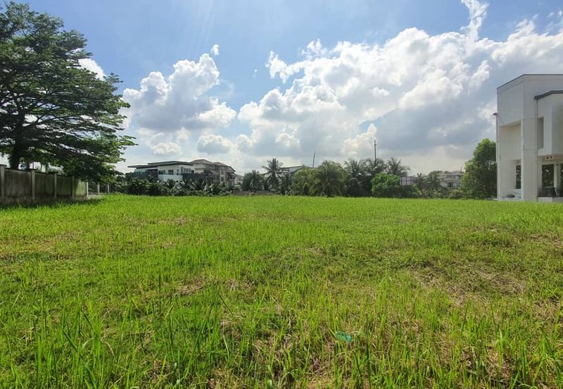 Tropicana Golf & Country Resort