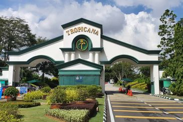 Tropicana Golf & Country Resort