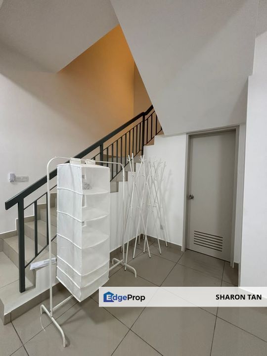 Bandar Springhill taman aurora partial furnished for rent for Rental