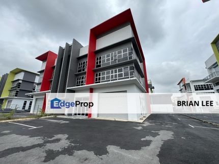 New 3 STOREY Factory PERDANA INDUSTRIAL PARK, Selangor, Puchong