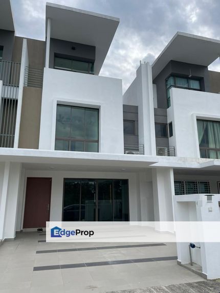 3-Storey Link House @ Lake Point Residence,  Cyberjaya, Selangor, Cyberjaya