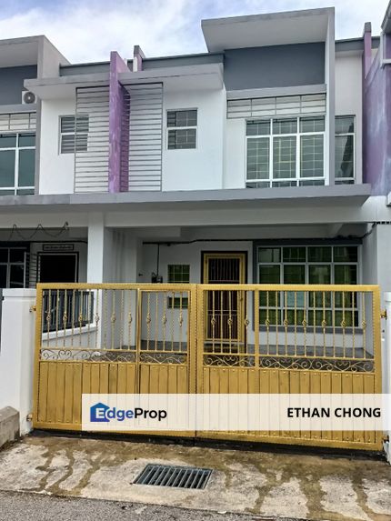 2 storey house jalan meranti bandar hillpark, Selangor, Bandar Puncak Alam