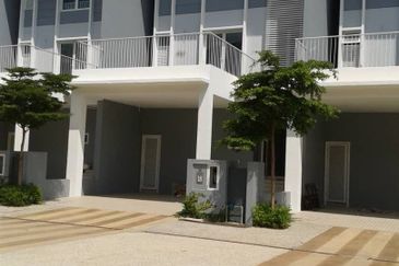 The Residence @ The Glades