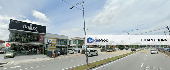 Commercial semi d  Facing front road Damansara utama petaling jaya, Selangor, Petaling Jaya