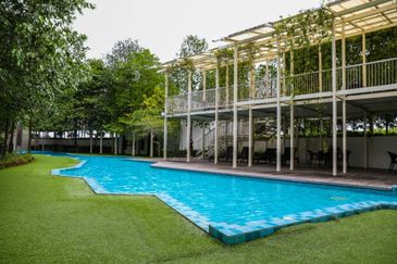 Maisson @ Platinum Apartment