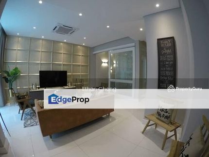 Fully Id design courtyard villa mont kiara klgcc resort gated guarded, Kuala Lumpur, Damansara