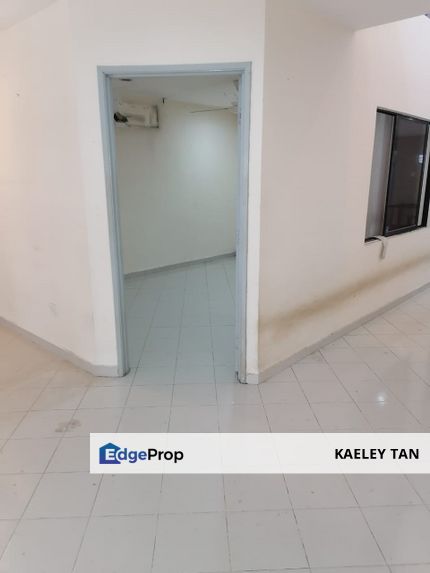 1.5 storey house Taman Taynton view cheras, Kuala Lumpur, Cheras