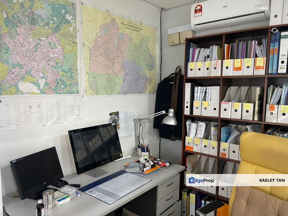 KL Cheras 220k Shop Office fully furnished!!!, Kuala Lumpur, Cheras