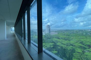 Newly completed building | Tower 5 Coronation Square Jalan Gereja Bandar Johor Bahru Near CIQ - For Rent