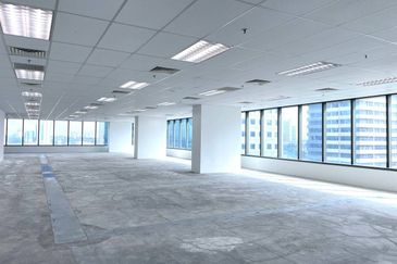 Newly completed building | Tower 5 Coronation Square Jalan Gereja Bandar Johor Bahru Near CIQ - For Rent