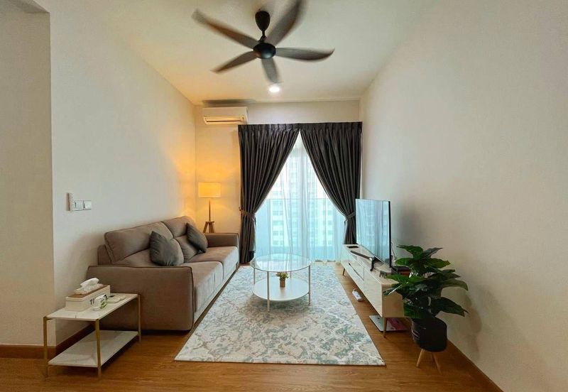 Meridin Bayvue Apartment