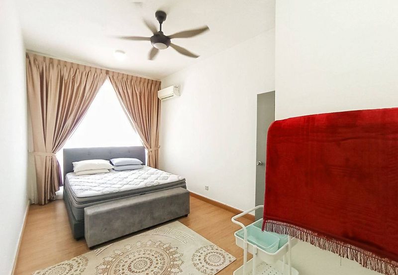 Meridin Bayvue Apartment