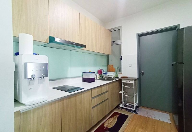 Meridin Bayvue Apartment