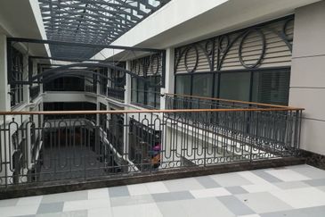 Shaftsbury Putrajaya Mall