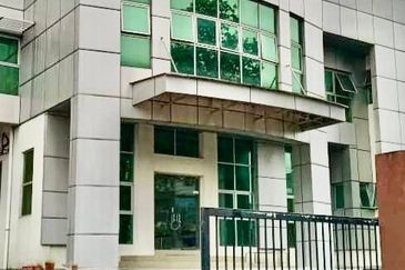 Nusa Cemerlang Industrial Park