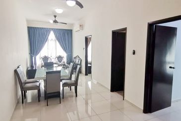 D'Summit Residences @ Kempas Utama