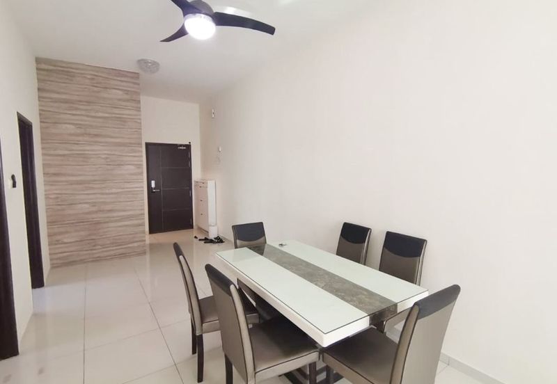 D'Summit Residences @ Kempas Utama