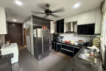 Taman Austin Heights