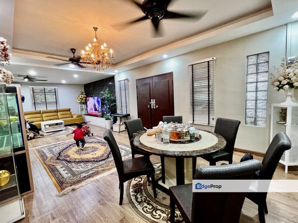 TAMAN BUKIT KEMPAS (CORNER LOT), Johor, Johor Bahru