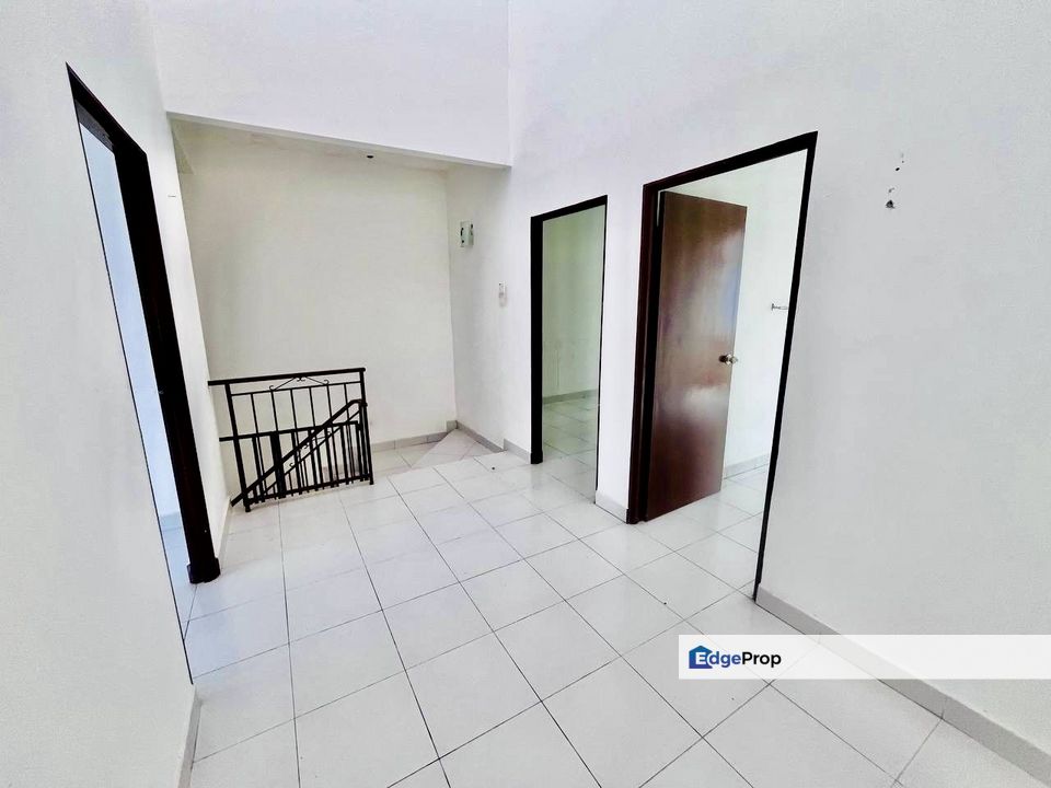 TAMAN SCIENTEX SENAI JAYA (DOUBLE STOREY HOUSE), Johor, Senai