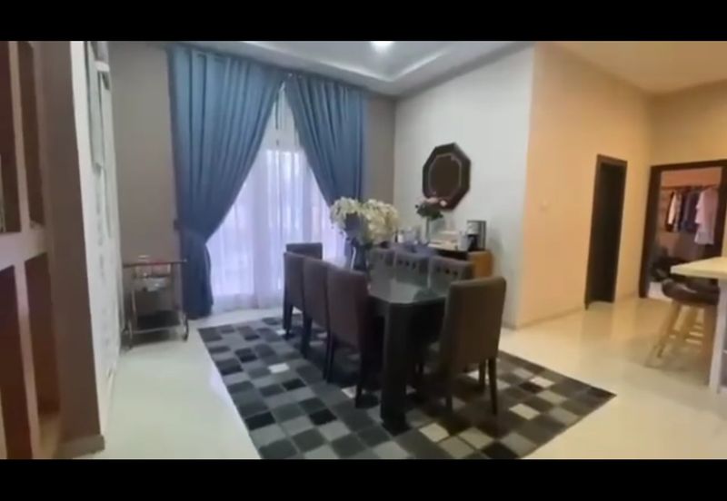 Desa Palma, Nasa City